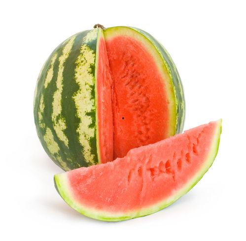 立秋吃瓜听歌,瓜果飘香，旋律悠扬，共度美好时光